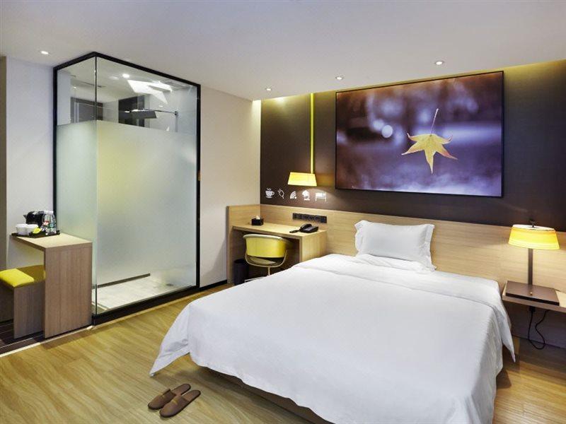 Iu Chedun Film Shooting Base Hotel 3*